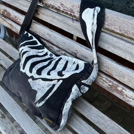 KAPITAL] 14ozブラックデニム BOOK BAG（BONE pt） - TAKE FIVE