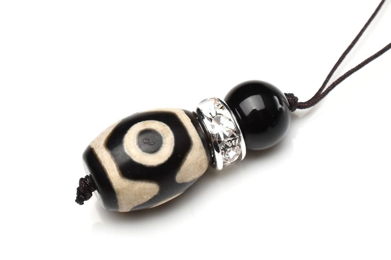 虎牙三眼天珠 オニキス 13-14x10-11(丸玉8)mm ストラップ 1個売り