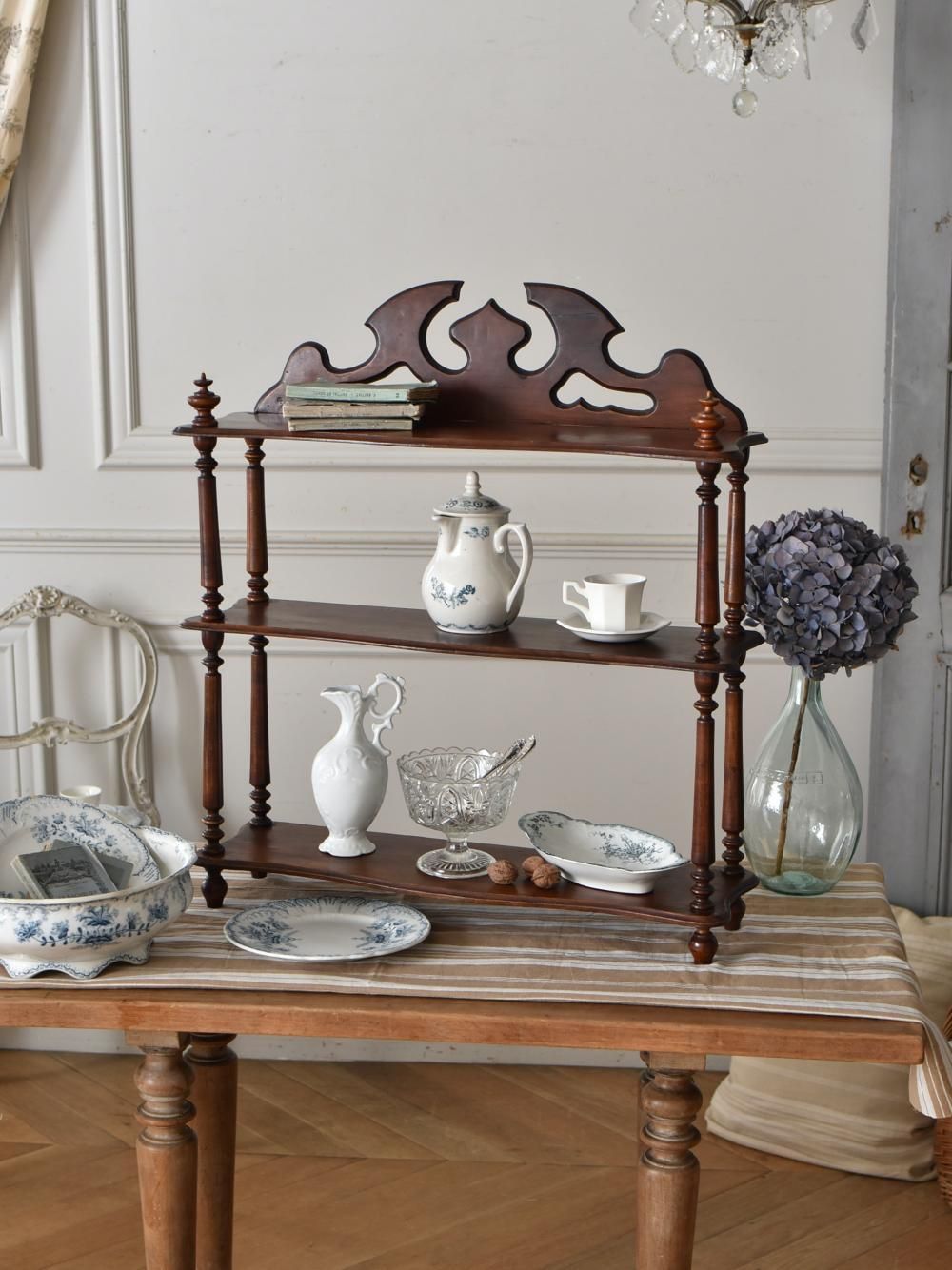 フランスアンティーク家具 アンティーク3段シェルフ.10 フレンチシェルフ