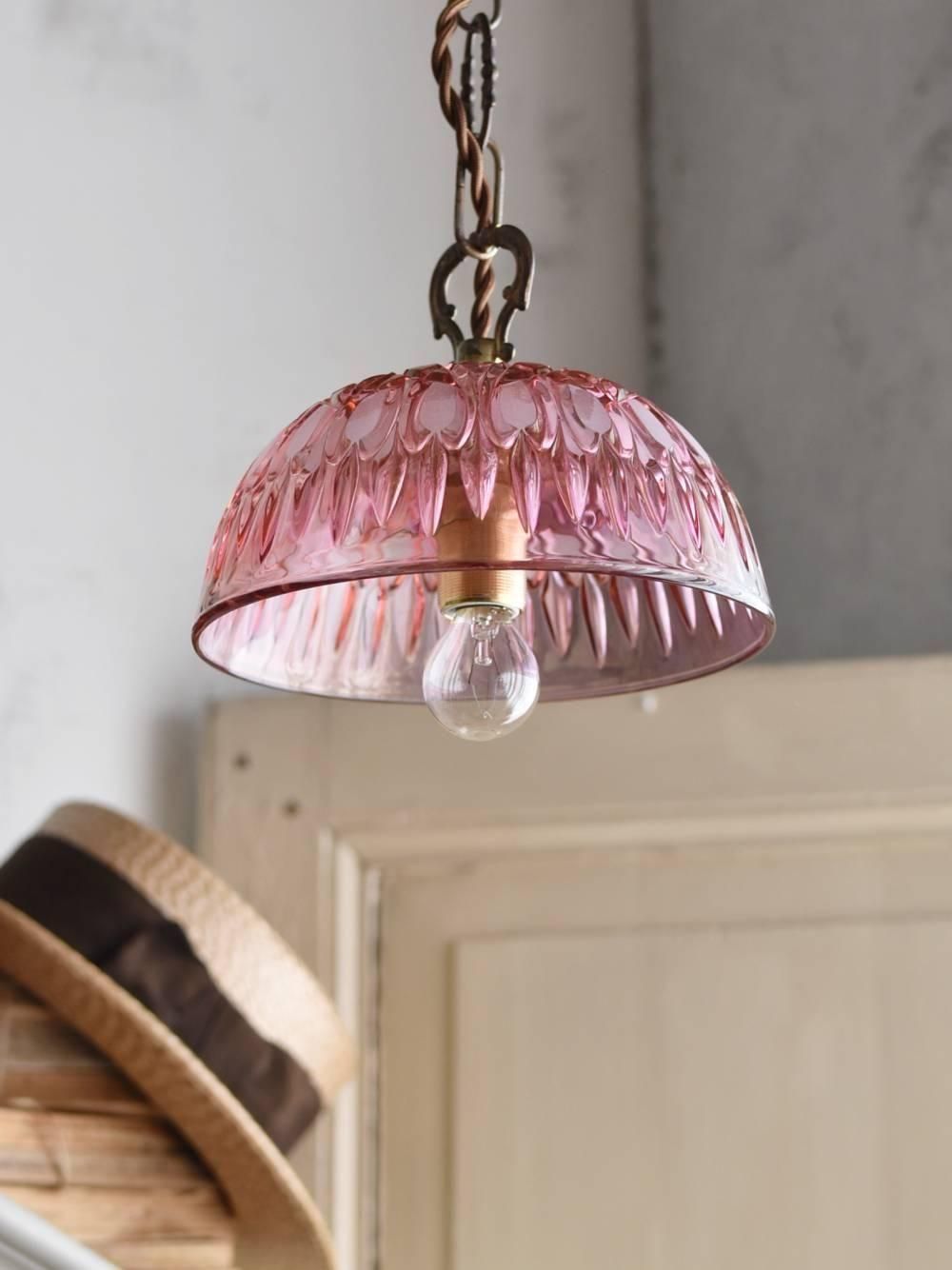 フランス製 アンティーク スミレ柄の赤いシェードがプードルみたいな