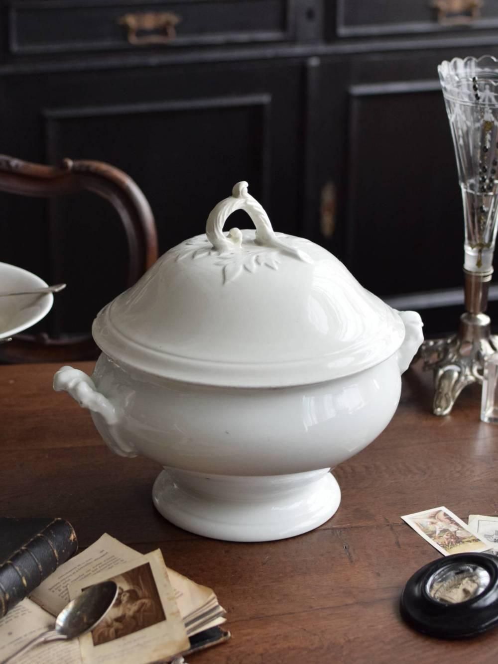 スーピエール.white フランスアンティーク食器 テーブルウェア