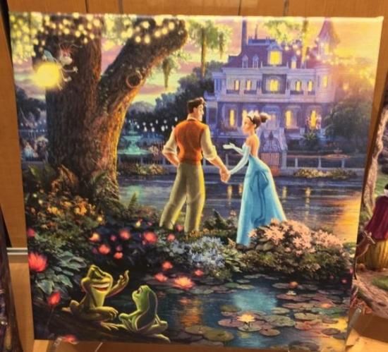 トーマス・キンケード 「プリンセスと魔法のキス」(L) スワロフスキー