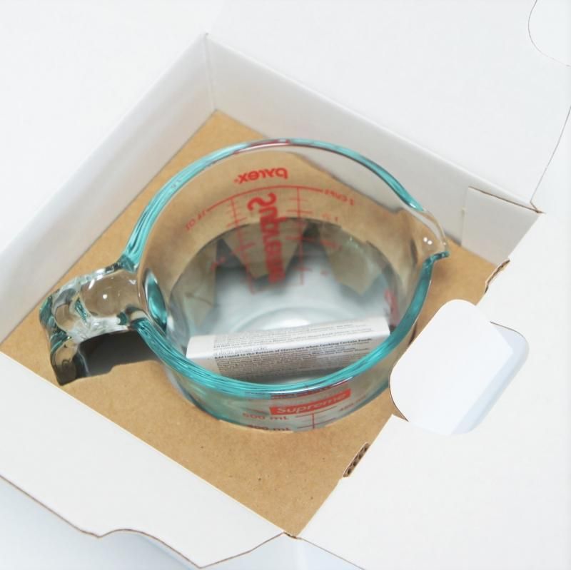 Supreme®/Pyrex® 2-Cup Measuring Cup - Supreme 通販 Online Shop A-1