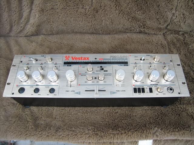 VESTAX PMC-250 ロータリー仕様 EQパーツ交換済 マイクCH除去済
