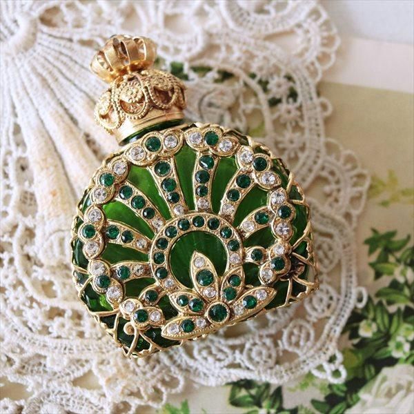 チェコ ガラスの香水瓶 扇形イルミネーションGR - tekuteku東欧雑貨店