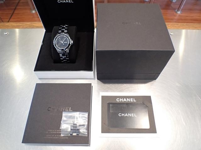 シャネル J12 アンタイトル H5581 ブラックセラミック 世界1200本限定