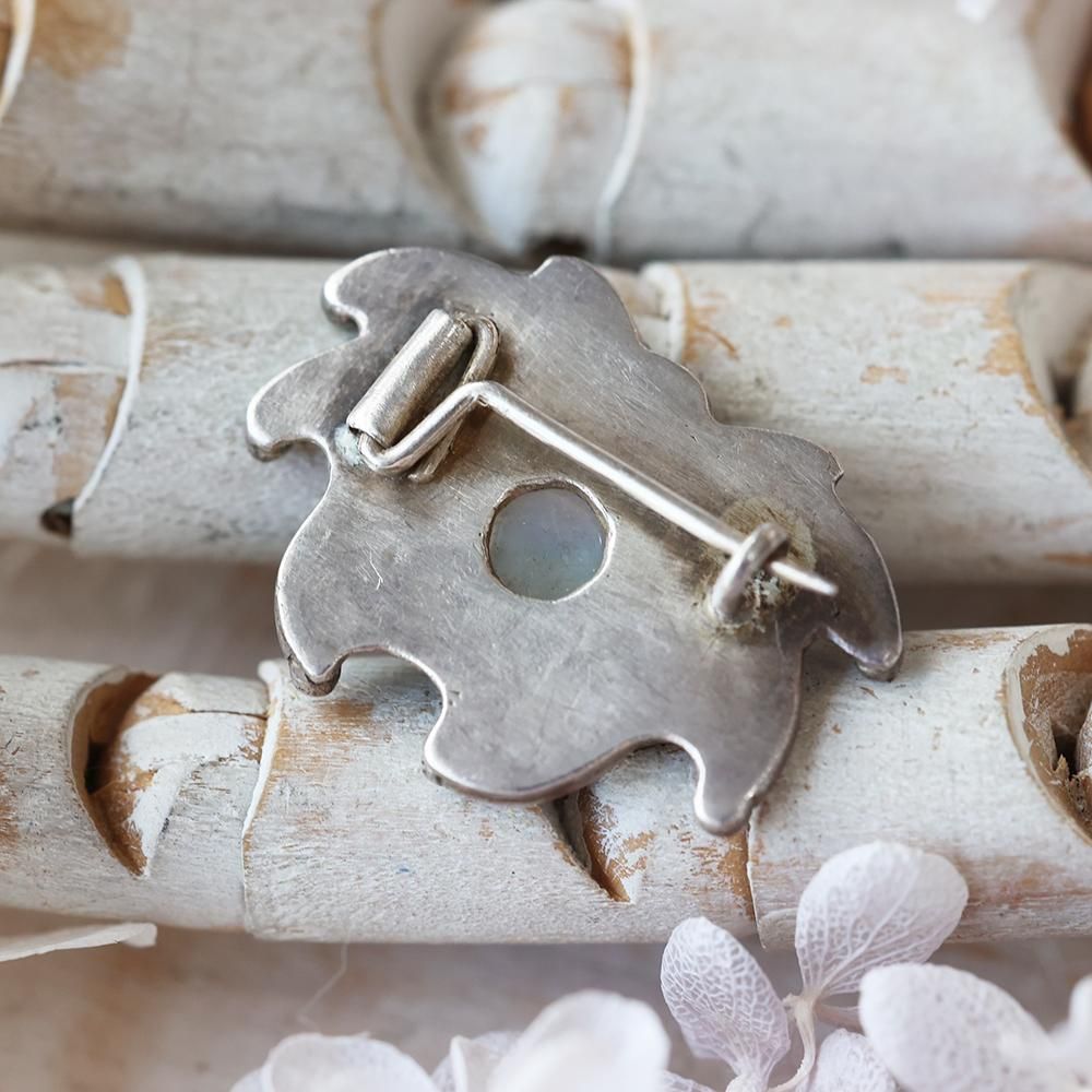 ムーンストーンの銀製ブローチ - 海福雑貨通販部