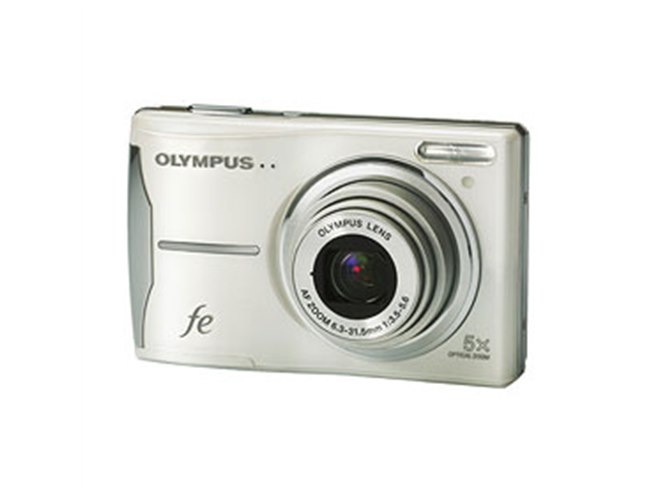 オリンパス、自動追尾AF搭載デジカメ3機種 - 価格.com
