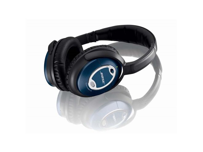 BOSE、NC搭載ヘッドホン「QuietComfort15」の限定カラー - 価格.com