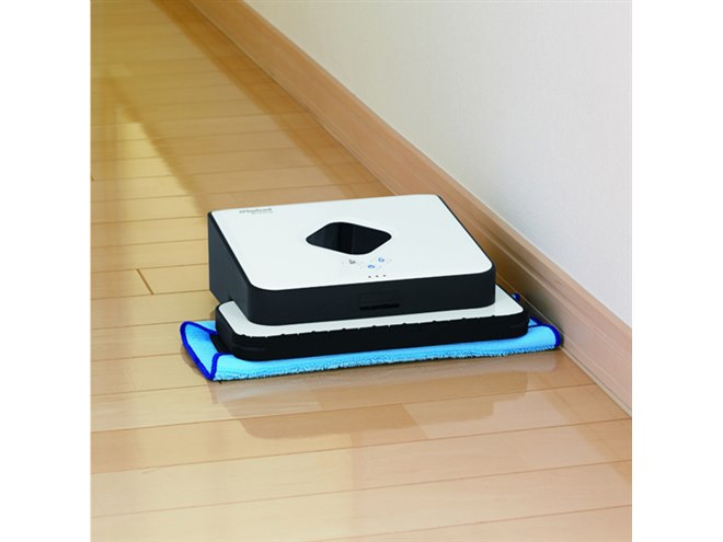 アイロボット、床の水拭き掃除を自動で行うロボット「ブラーバ380j