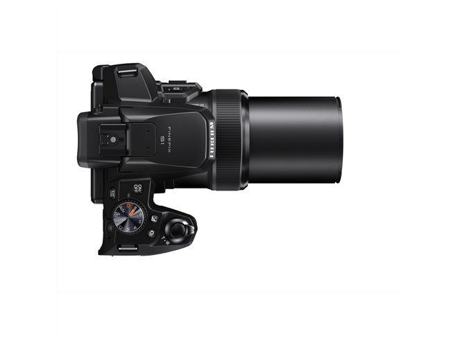 富士フイルム、50倍ズームレンズ搭載の防塵・防滴カメラ 「FinePix S1