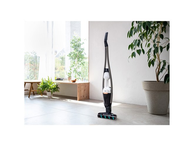 エレクトロラックス、新デザインで仕様も強化したコードレス掃除機