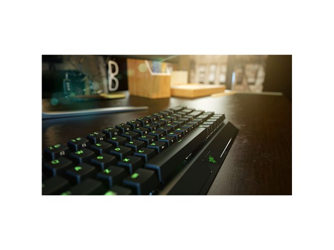 Razer、小型ワイヤレスキーボード「BlackWidow V3 Mini HyperSpeed