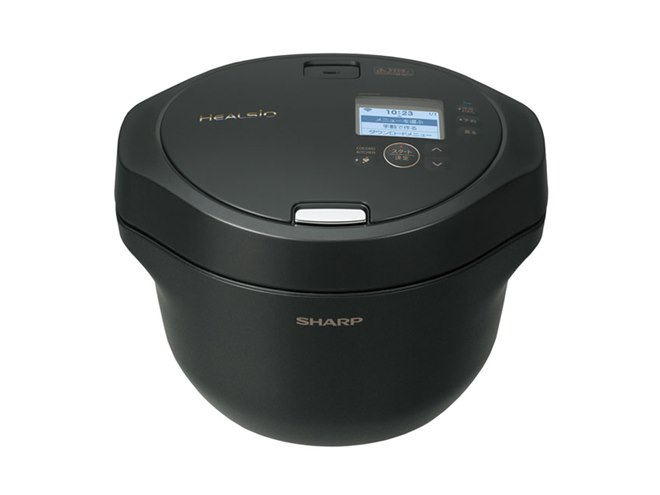 シャープ、「ヘルシオ ホットクック」大容量2.4Lモデルに新色