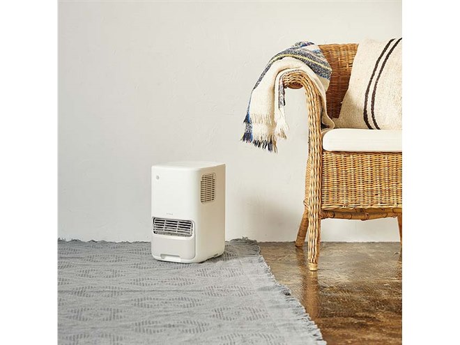 加湿機能付きセラミックファンヒーター「ポカプラス SH-3D151」が本日