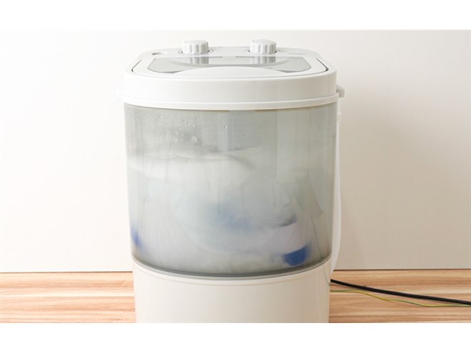 サンコー、「ソフトコース」を搭載した靴専用ミニ洗濯機「靴洗いま専科