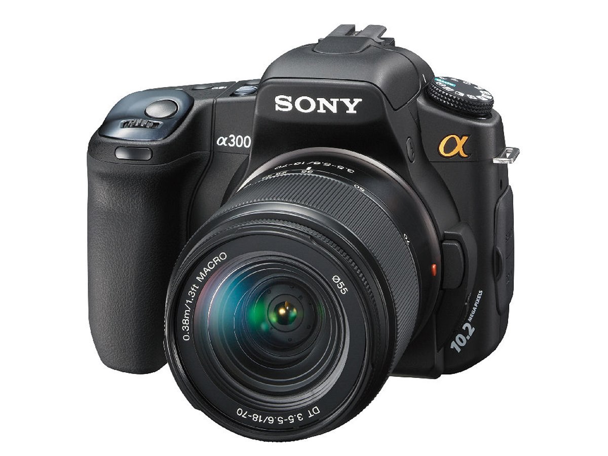 ソニー、エントリー向けデジタル一眼「α300」 - 価格.com