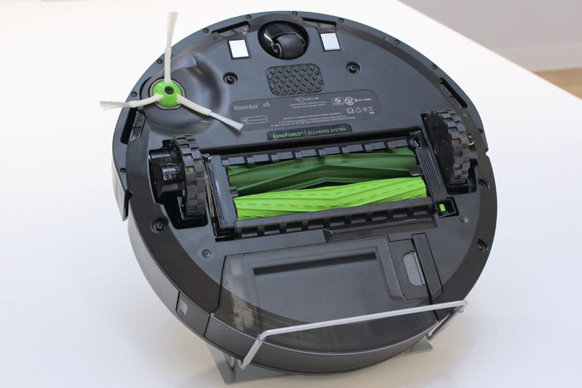 ルンバ新世代機「e5」登場！ 高機能ルンバが約5万円で買える時代に