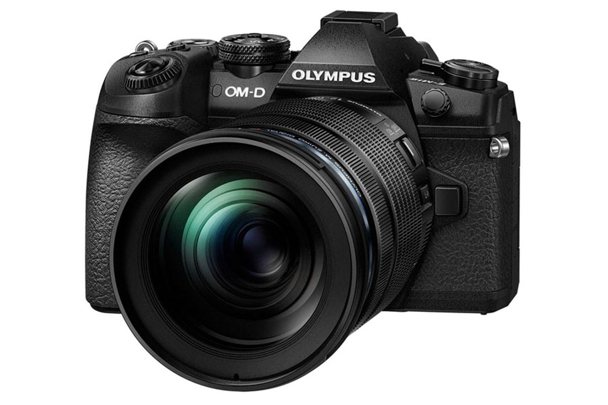 低迷デジタル一眼カメラ市場で光る、オリンパス「OM-D E-M1 MarkII」の