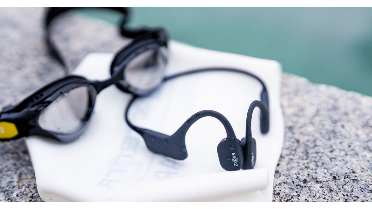 水泳中にも使える骨伝導イヤホン、Shokz「OpenSwim」の使い勝手がいい