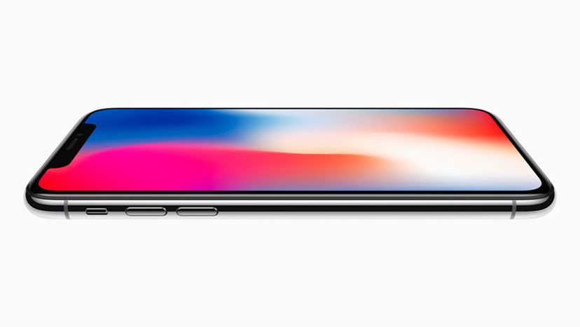 アップルが「iPhone X」と「iPhone 8/8 Plus」を発表、10周年に