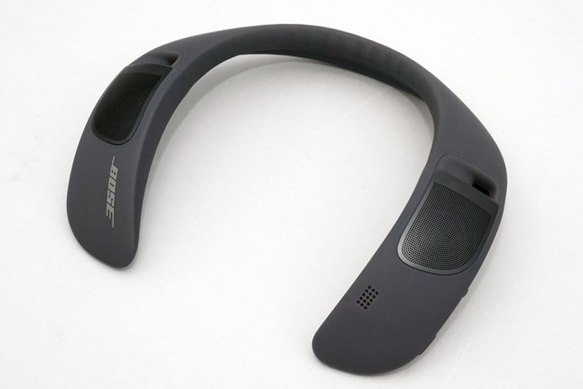 BOSE SoundWearネックスピーカー 黒 完動品⭐︎経年劣化少々