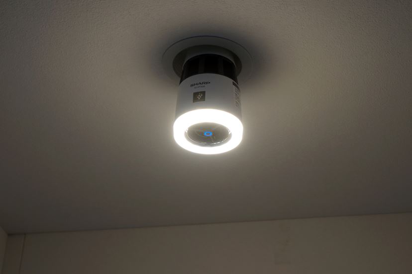 電球ソケットに付けるシャープのイオン発生機が“大きく”なって新登場