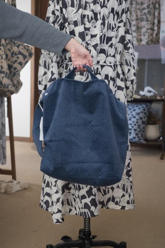 ミナペルホネン land puzzle ボディバッグ - ミナペルホネン正規取扱店