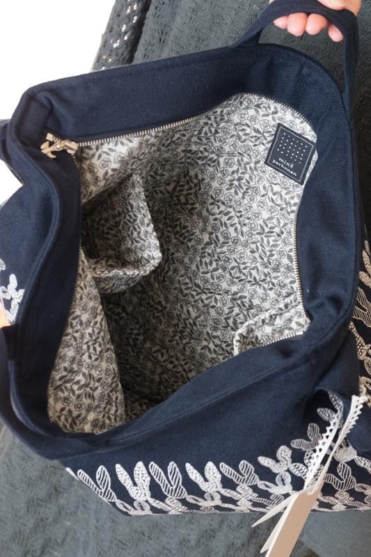 ミナペルホネン pomppia ショルダーバッグ ラージサイズ - ミナ