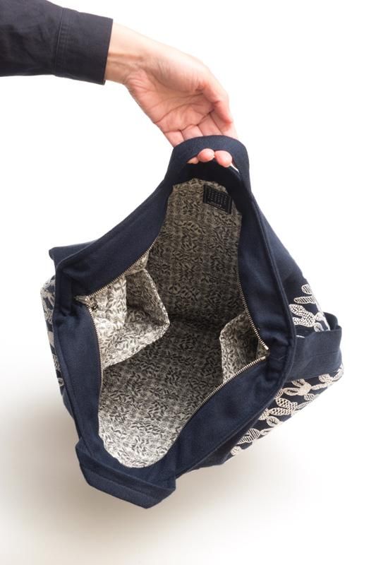 ミナペルホネン pomppia ショルダーバッグ ラージサイズ - ミナ