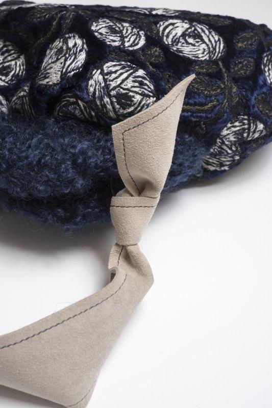 ミナペルホネン×hitomi shinoyama design がま口バッグ -rosy- - ミナ