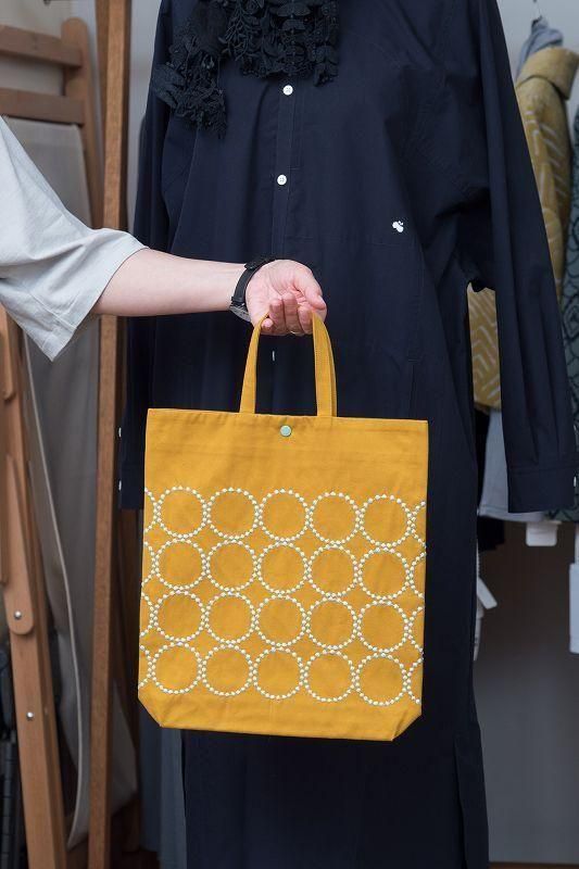 mina perhonen kanssa tote bag -tambourine- Lサイズ(32×29.5×5