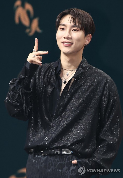 韓流］21日新譜発売のBTOB ウングァンがコロナ感染 | 聯合ニュース