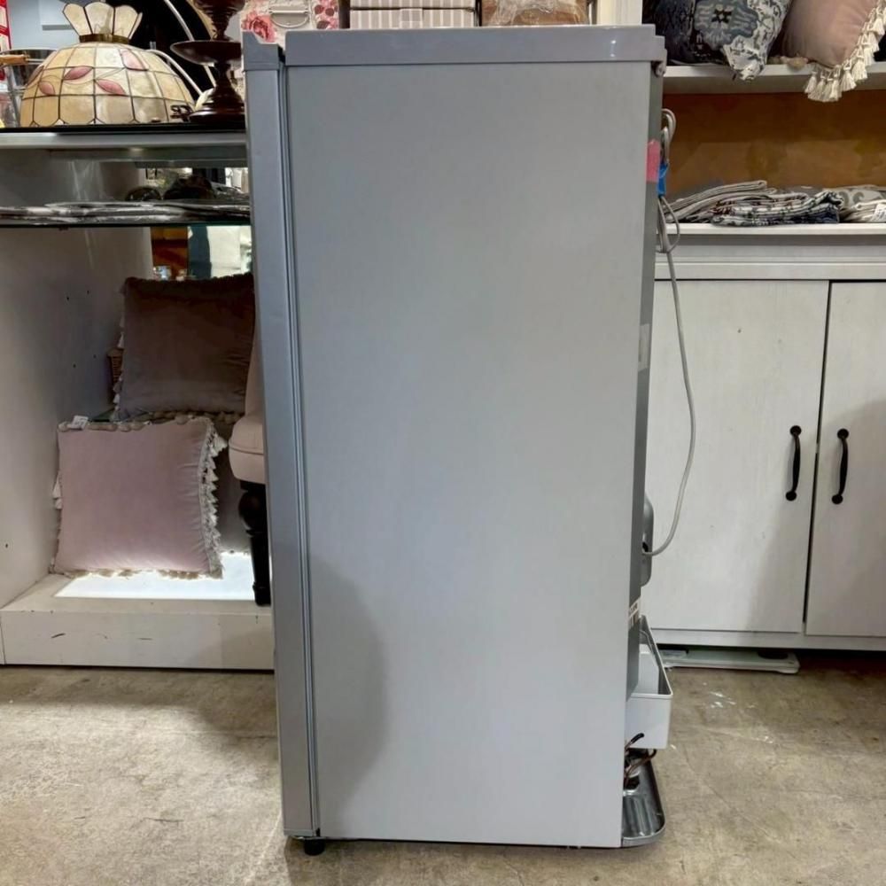 三菱 冷凍庫 MF-U12D-S1 2020年 セカンド冷凍庫 右開き - 家具