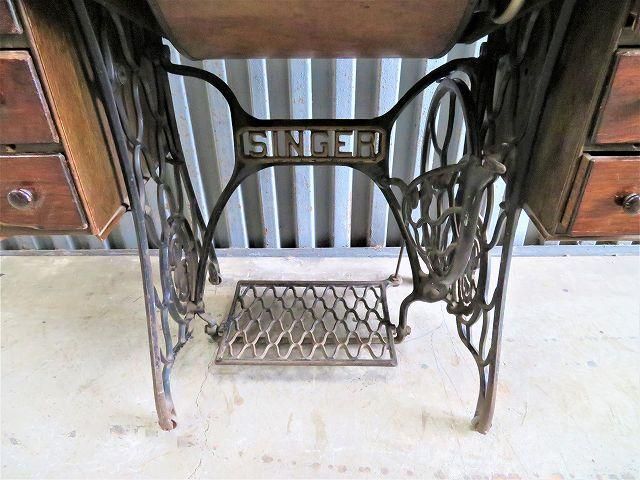 SINGER社 アンティーク ミシン台 - アンティーク、ビンテージの