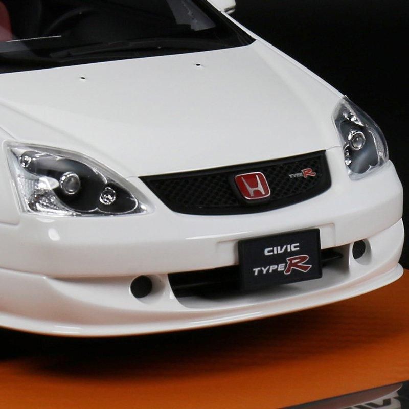 レジンカー ホンダ シビック タイプアール (2004年式)1:18 スケール PU