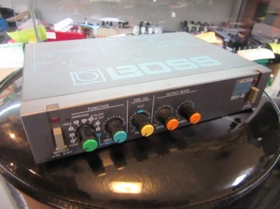 BOSS RRV-10 80年代ハーフラックシリーズのリバーブです！ - ギター
