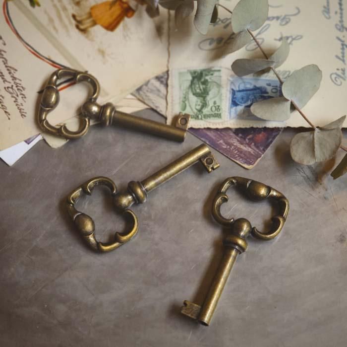 ドイツ蚤の市・古道具・ブロカント・オールドキー・鍵 | 旅するレトロ