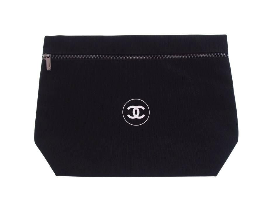 シャネル ノベルティ セカンドバッグ 大型ポーチ 2022 正面ファスナー