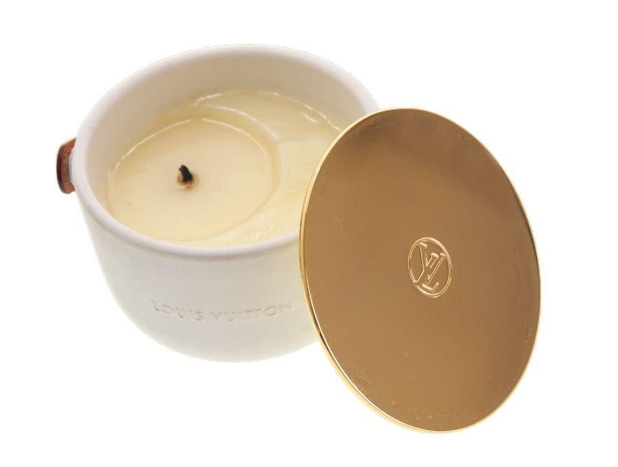 ルイヴィトン アロマキャンドル 香りのろうそく ILE BLANCHE イル