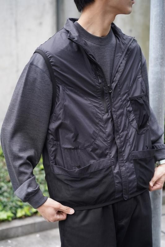 DAIWA PIER39（ダイワピア）TECH REVERSIBLE WIND SHIELD VEST（NAVY