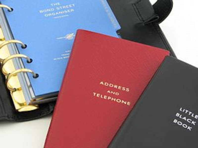 2/2 羽根のような紙を使った英国王室御用達手帳 [男のこだわりグッズ