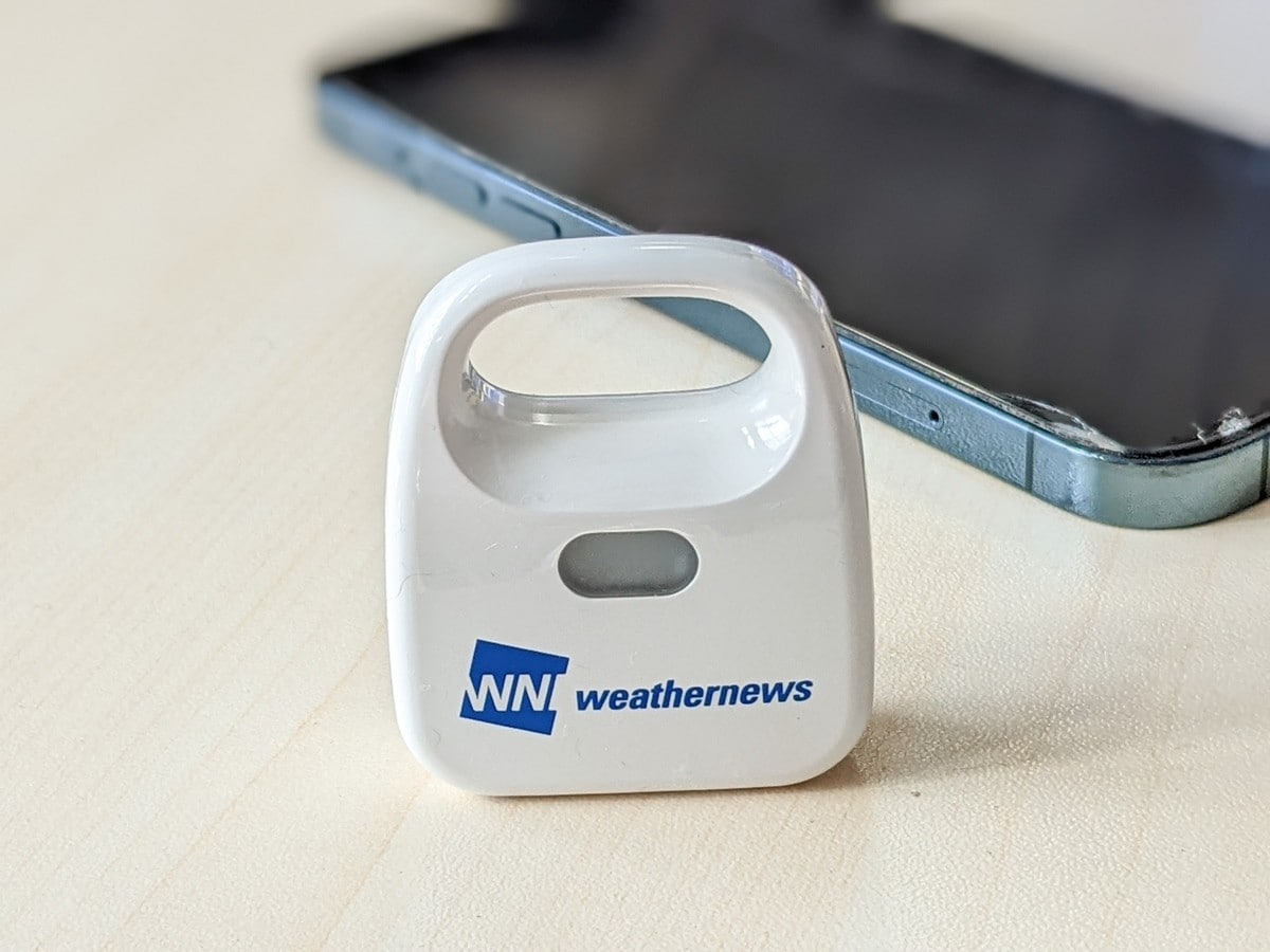 ウェザーニュースの気象観測器「WxBeacon2」が超便利！ 今いる場所の