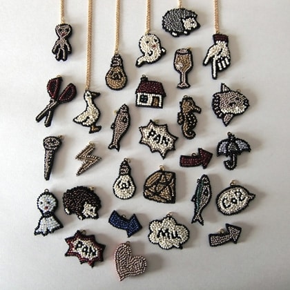 小林モー子 ビーズブローチ ちくわ 小林モー子 ビーズブローチ ちくわ