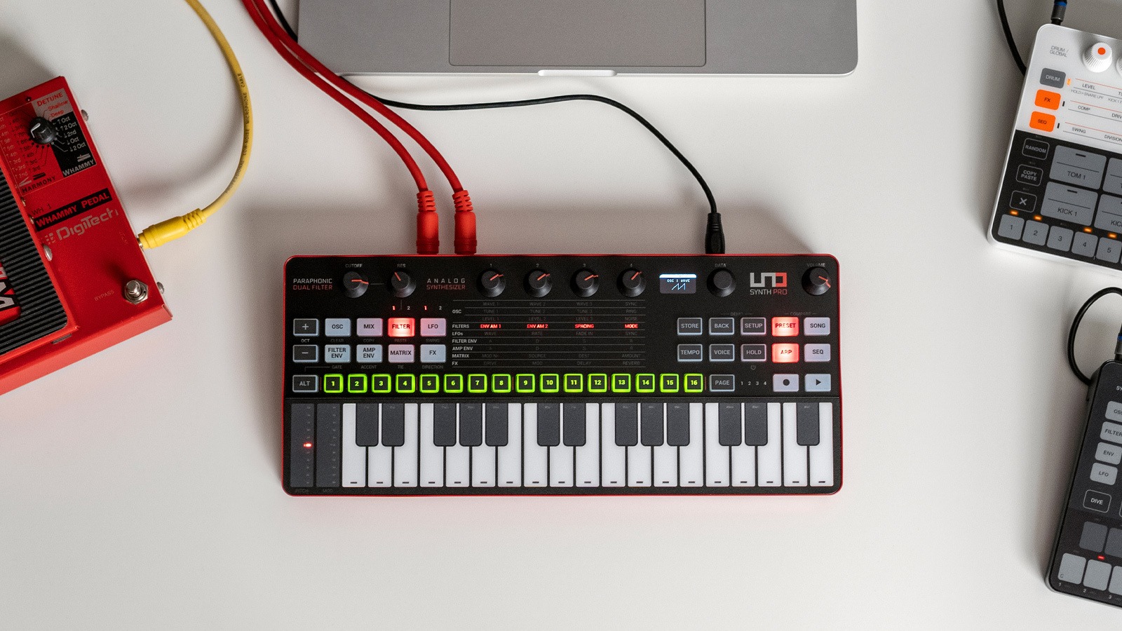 IK Multimedia UNO Synth Pro / UNO Synth Pro Desktop | デュアル