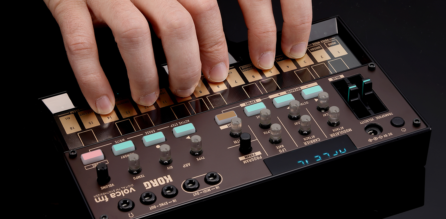 Korg VOLCA-FM2 | コンパクトデジタルFMシンセサイザー第二世代モデル