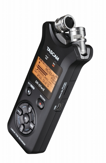 ミュージシャンに最適な24bit/96kHz対応 リニアPCMレコーダー TASCAM