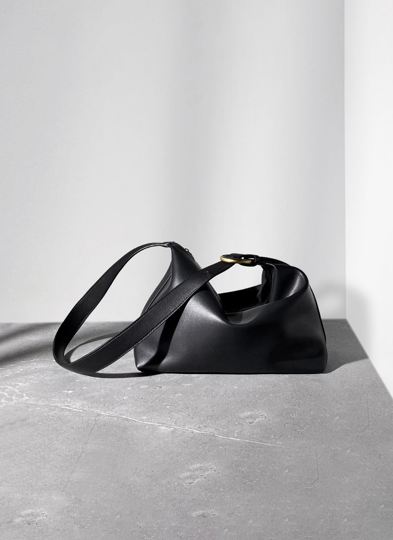 ISOLÉ公式｜ショルダーバッグ 大容量 軽い ISOLE