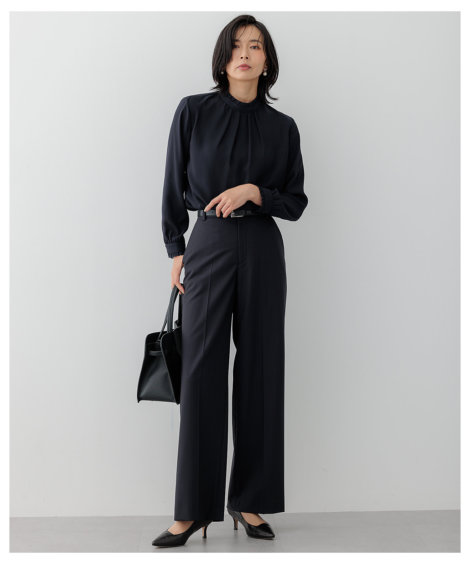 吸水速乾／UVケア／防シワ性】バックサテンアムンゼン スタンド