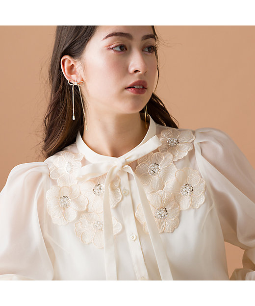 フラワーモチーフ付きシアーブラウス（83036405） | Rose